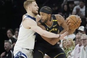 爱游戏ayx体育真人 -包含今晨突围战来临，明尼苏达森林狼围绕NBA总决赛再遭质疑，压力陡增，医务组通报恢复的词条